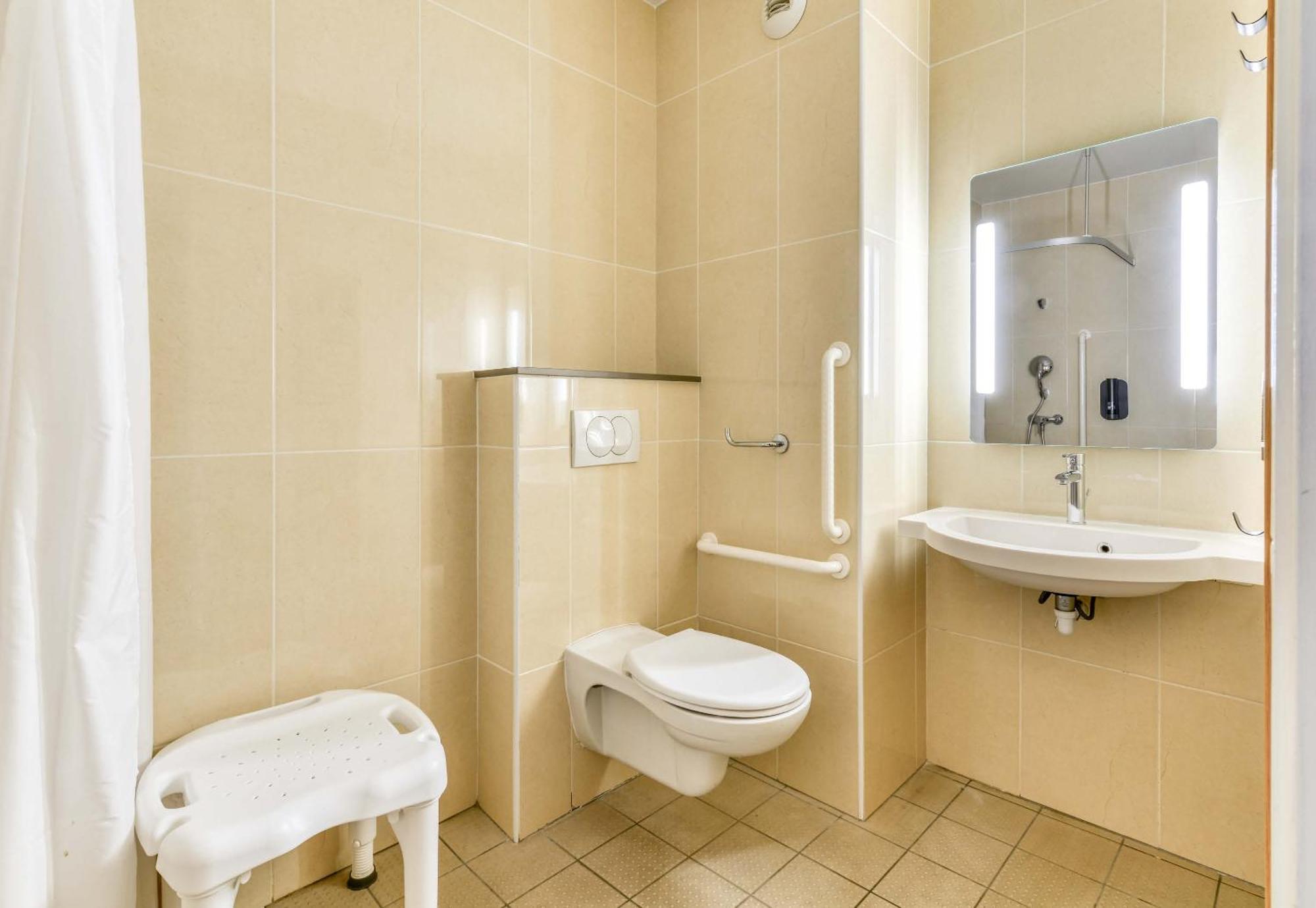 B&B Hotel Montpellier Centre Le Millenaire Buitenkant foto